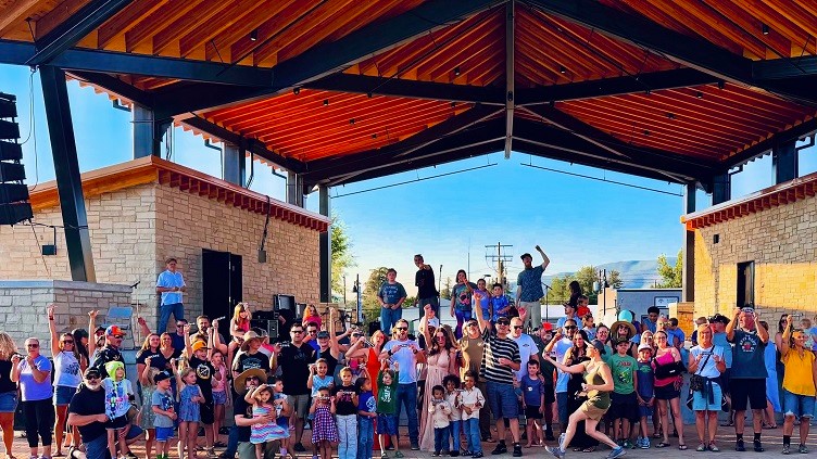 Click to watch Headshine perform headlining concerts in Utah and California reaching full capacity